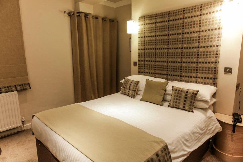 Gwesty'R Emlyn Hotel ニューカッスル・エムリン エクステリア 写真