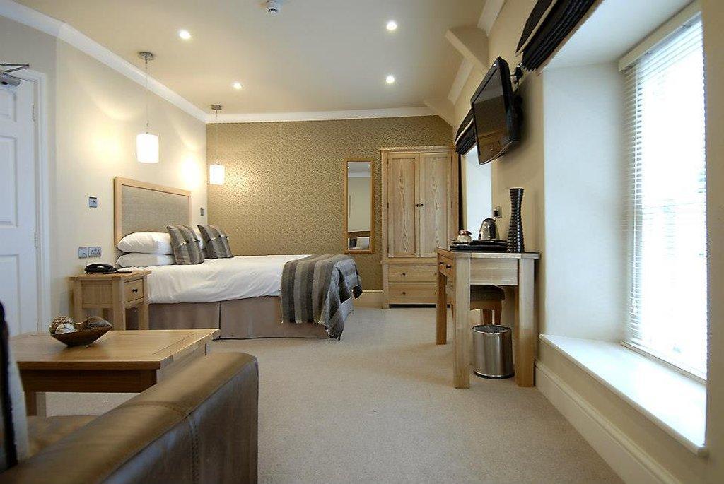 Gwesty'R Emlyn Hotel ニューカッスル・エムリン エクステリア 写真